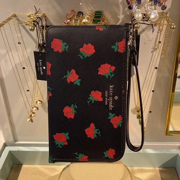 Kate Spade Lucy Medium L-Zip Wristlet
COLOR:
Black Multi
NWT - Picture 12 of 16